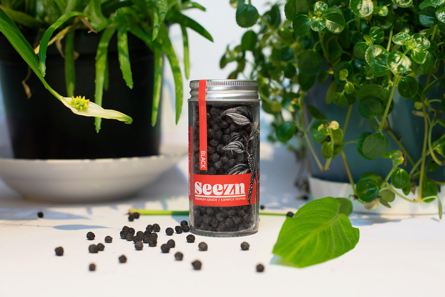 Black Kampot Peppercorns 50g Premium Peppercorns